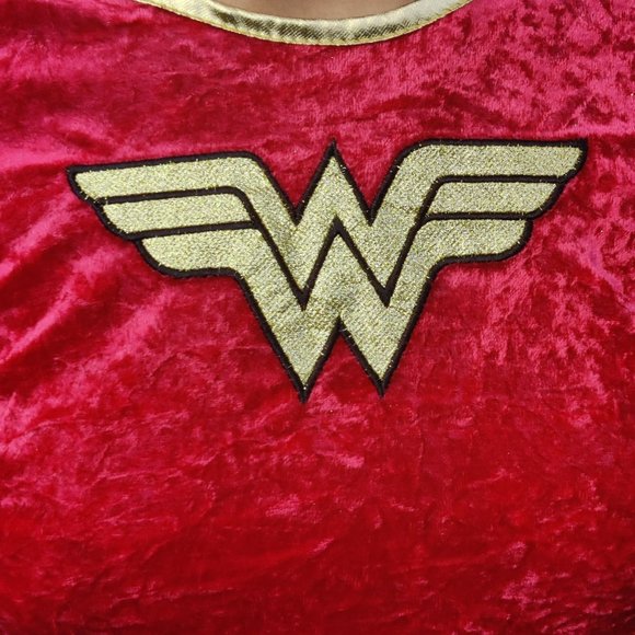Wonder Woman Dress /Halloween Costume Girls Large or Women's Small - Picture 7 of 12
